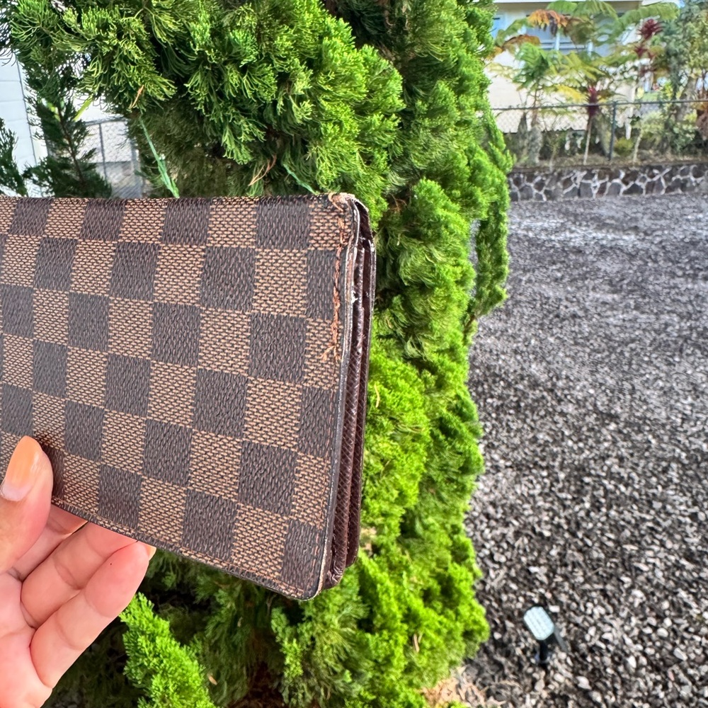 Louis Vuitton Damier Ebene Long Wallet – Authentic, Made in France, Rehab - Picture 8 of 13